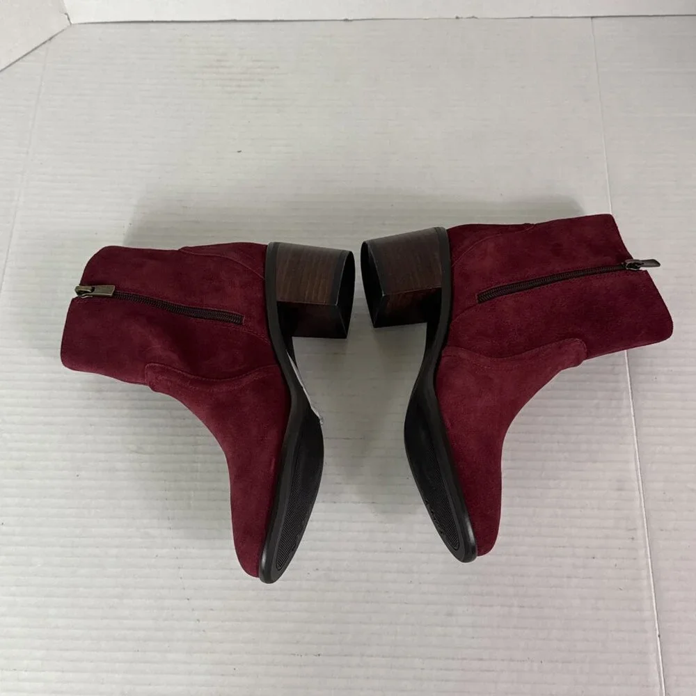 Lucky Brand‎ Women's 6 Suede Ankle Bootie Boot Cranberry Red New/Sample